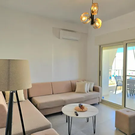 アパート Perla Homes 200 *