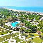 Perla Homes 200