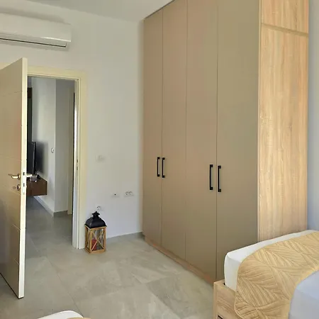 Perla Homes 200 *