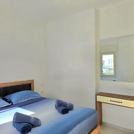 Perla Homes 200 Апартаменты *