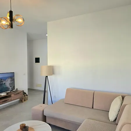 Perla Homes 200 * Plazhi San Pietro