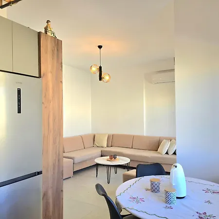 Perla Homes 200 Apartment Plazhi San Pietro